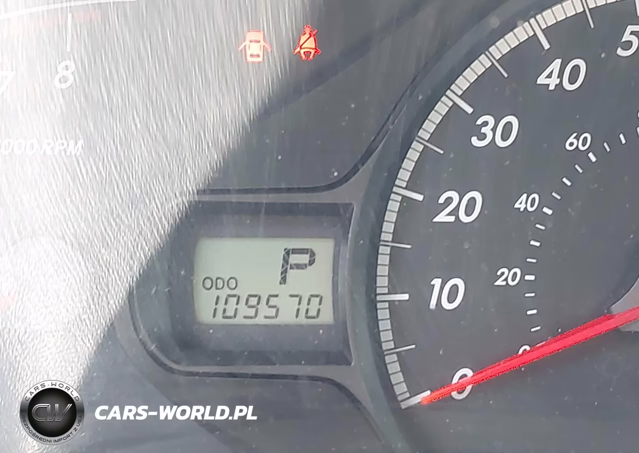2011 Toyota Sienna Le V6 VIN:5TDKK3DC1BS080756 - 15