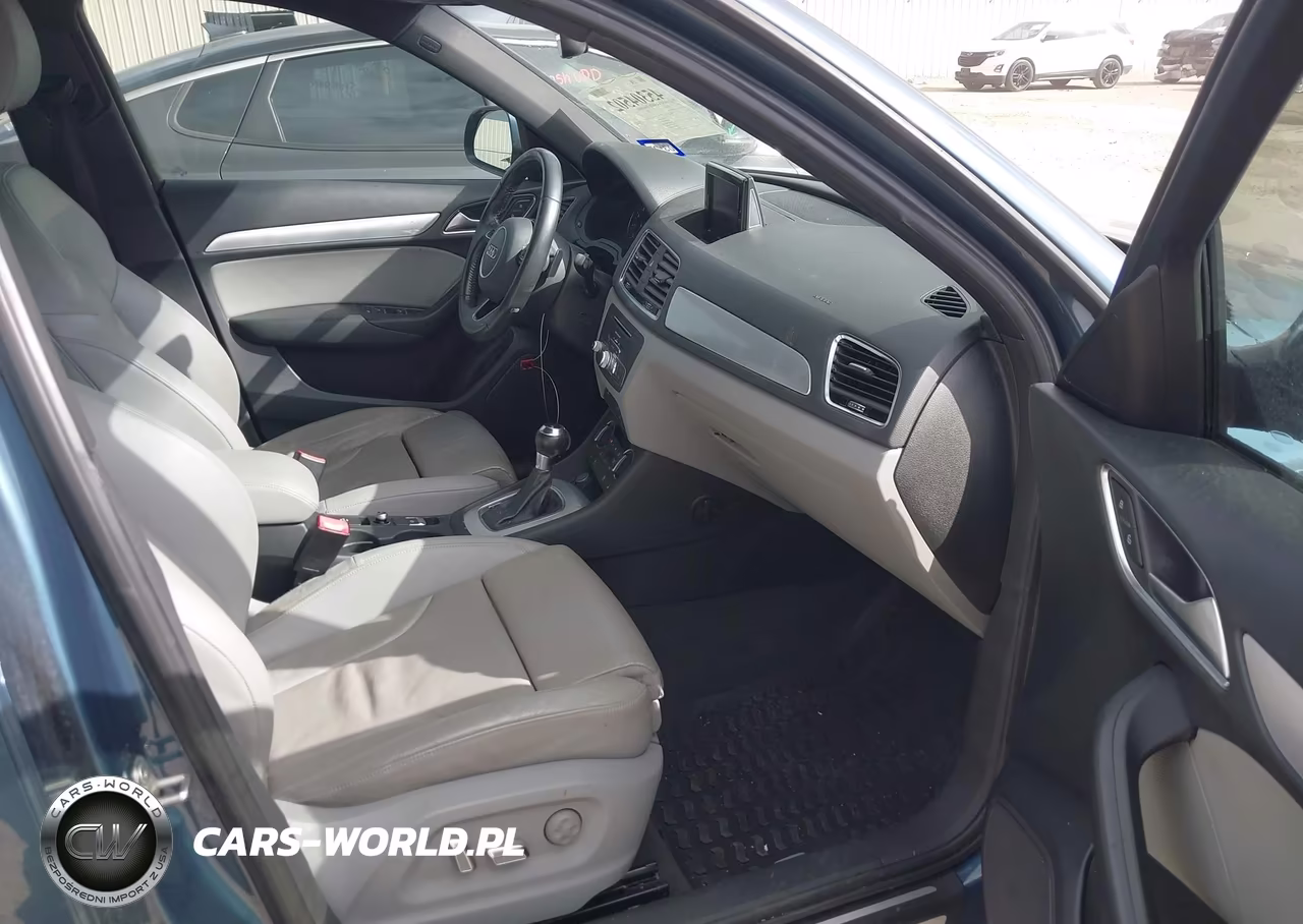 2018 Audi Q3 2.0T Premium-2.0T Sport Premium VIN:WA1BCCFS2JR005993 - 5