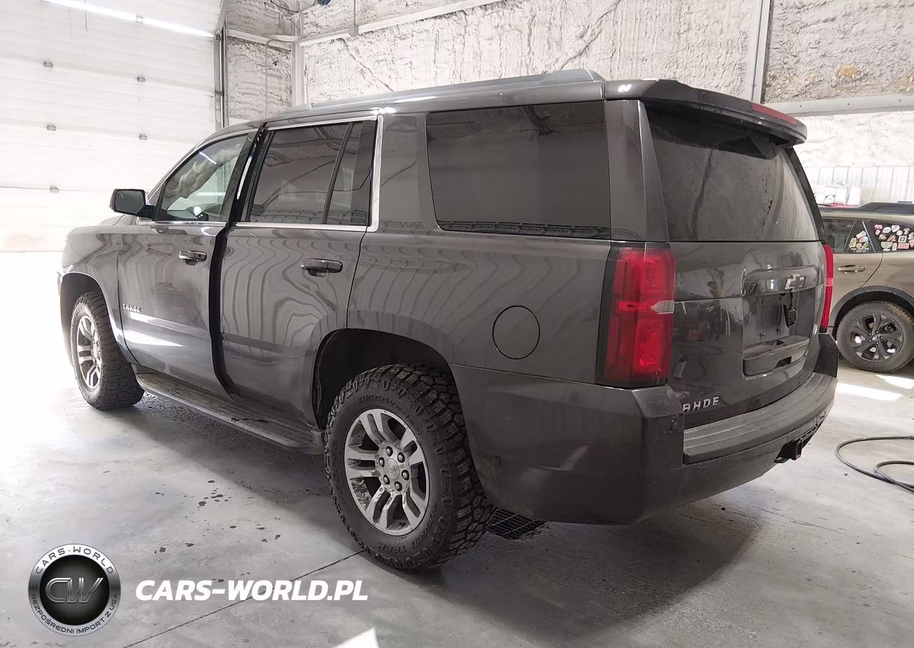2017 Chevrolet Tahoe Ls VIN:1GNSKAKC8HR196512 - 3
