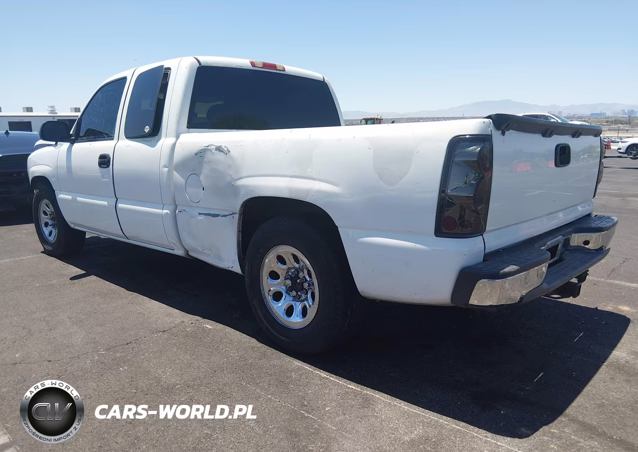 2004 Chevrolet Silverado 1500 Ls VIN:2GCEC19V141216015 - 3