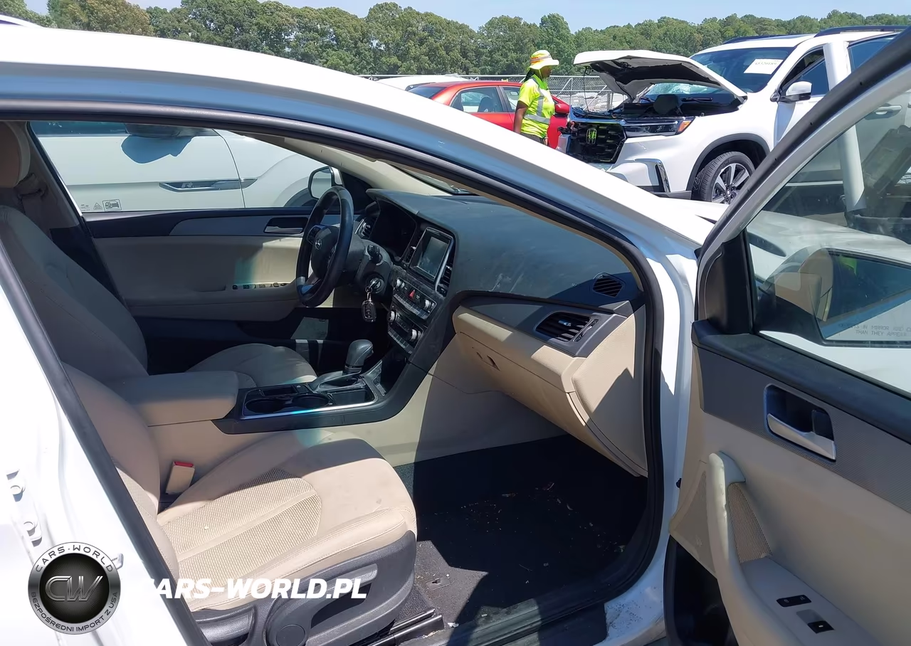 2019 Hyundai Sonata Se VIN:5NPE24AF6KH787715 - 5