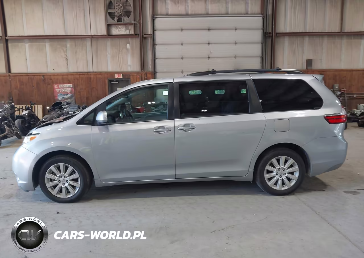 2015 Toyota Sienna Le 7 Passenger VIN:5TDJK3DC8FS094820 - 14