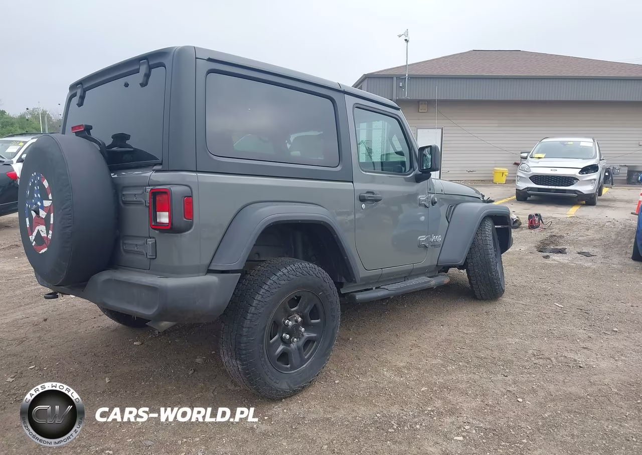 2020 Jeep Wrangler Sport 4X4 VIN:1C4GJXAG3LW143204 - 4