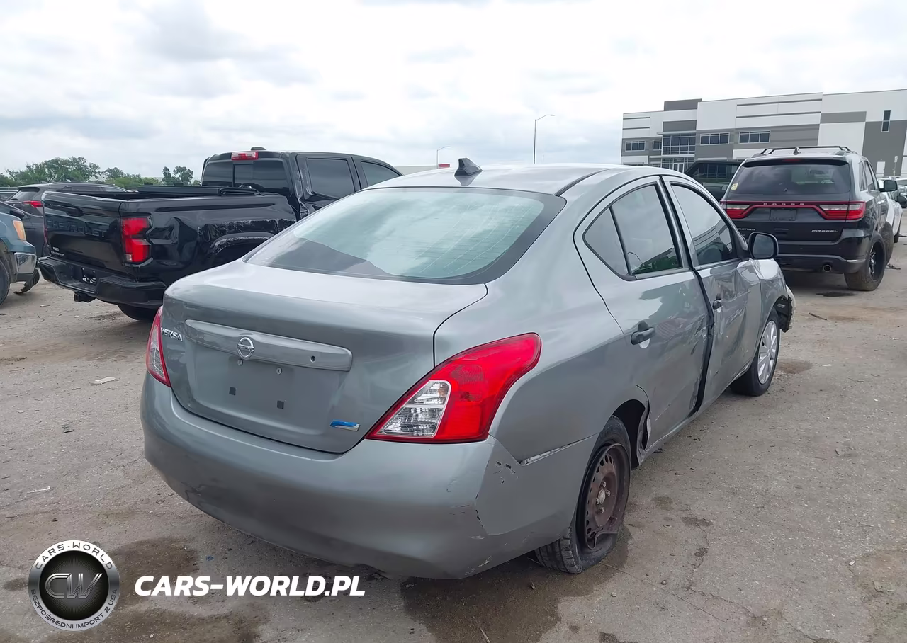 2012 Nissan Versa 1.6 S VIN:3N1CN7AP6CL807720 - 4