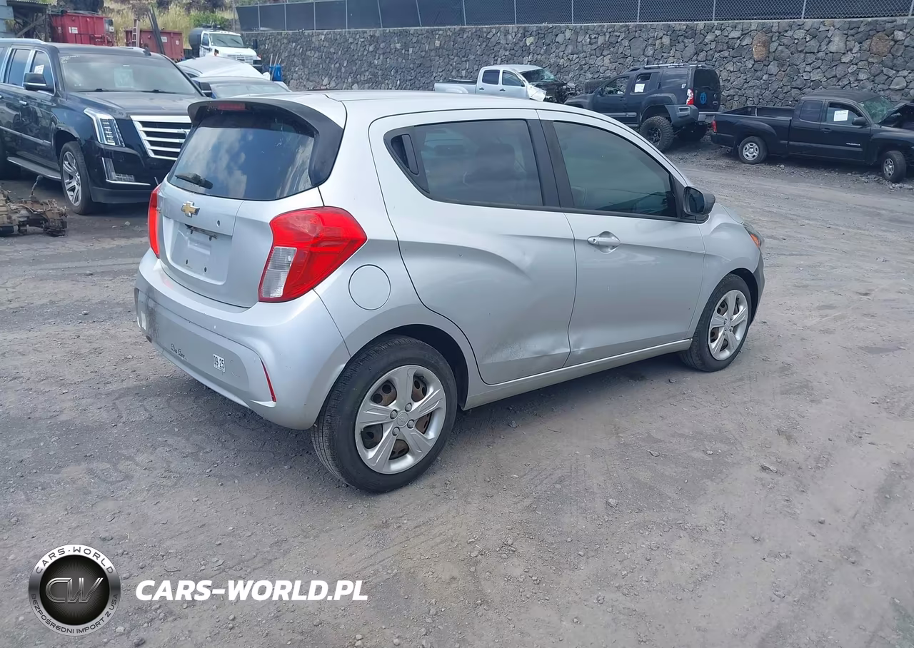 2019 Chevrolet Spark Ls Cvt VIN:KL8CB6SA7KC724312 - 4