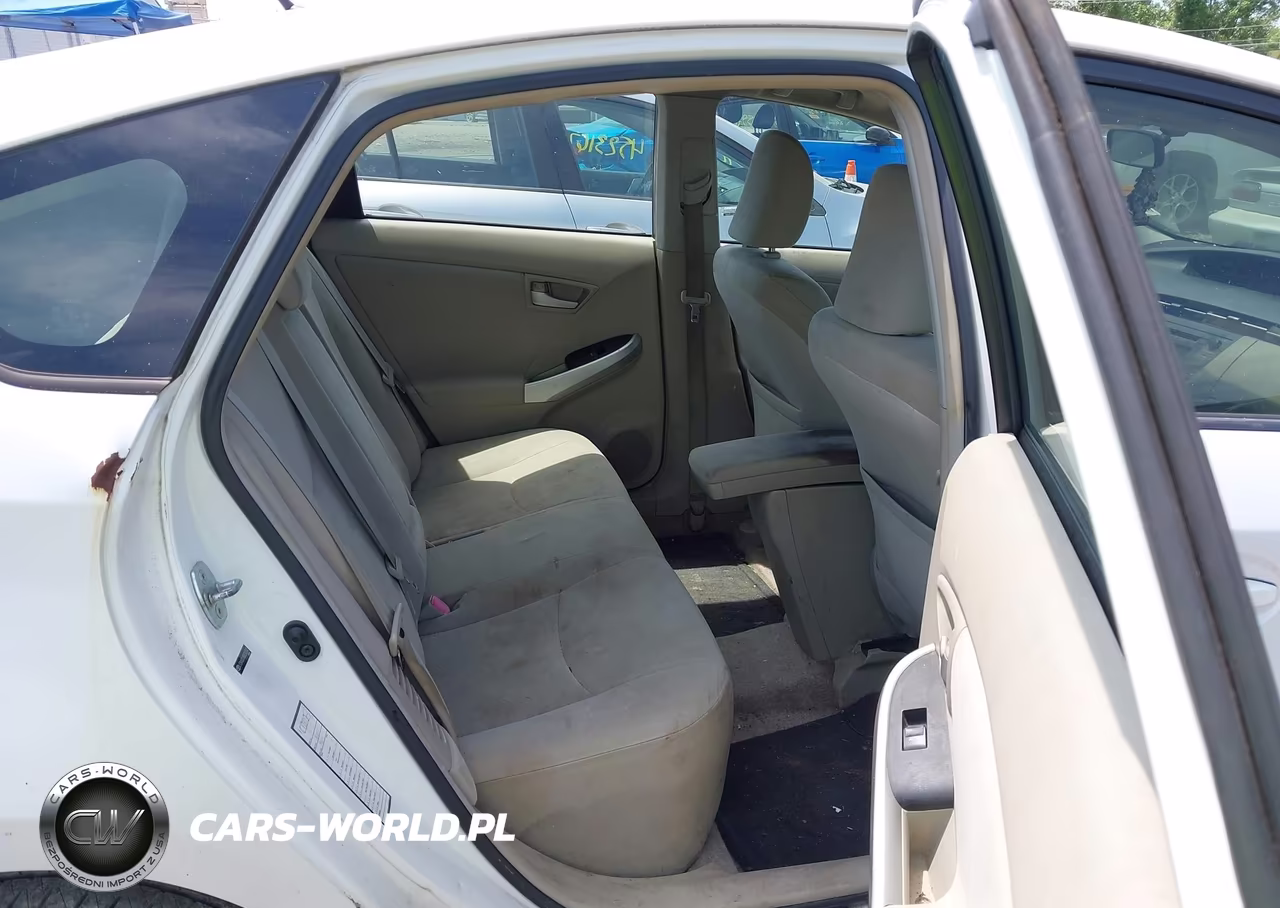 2011 Toyota Prius Two VIN:JTDKN3DU9B0283042 - 8
