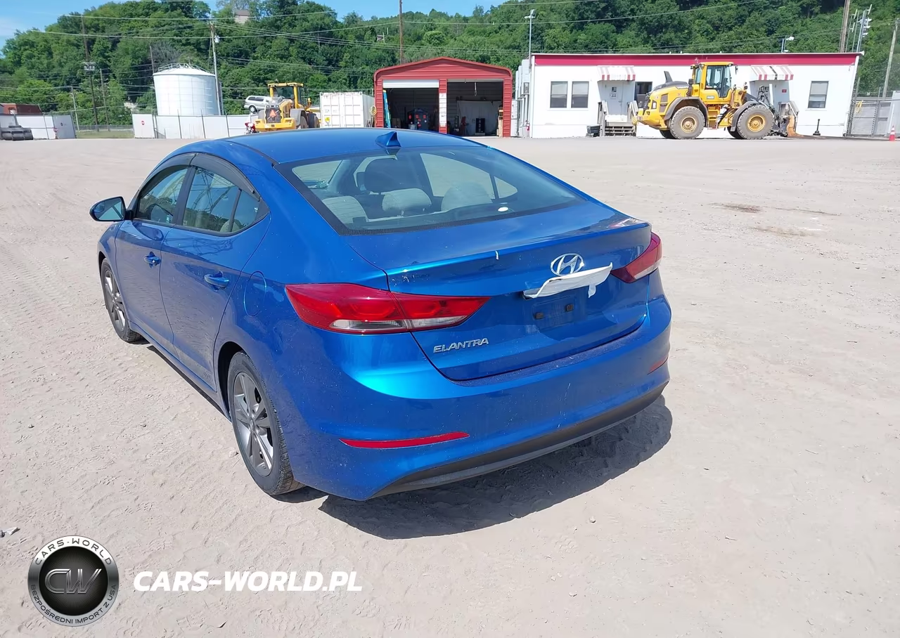 2017 Hyundai Elantra Se VIN:5NPD84LF3HH118494 - 3