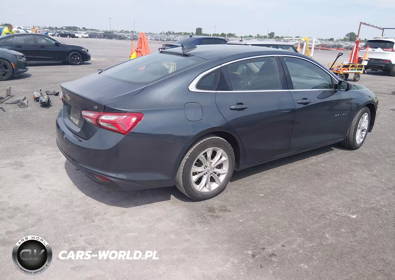2019 Chevrolet Malibu Lt VIN:1G1ZD5ST7KF208451 - 4