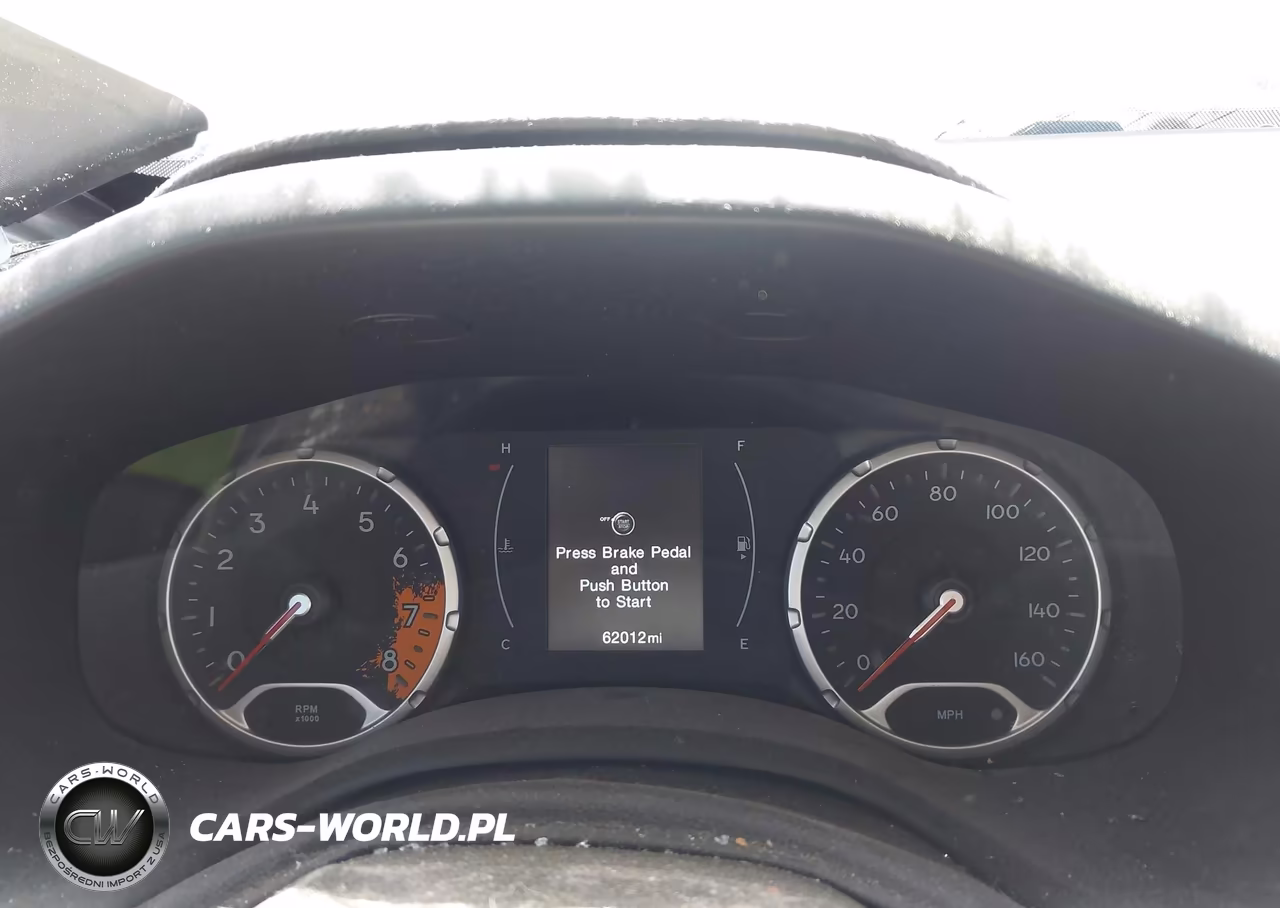 2018 Jeep Renegade Latitude 4X4 VIN:ZACCJBBB0JPG87173 - 15