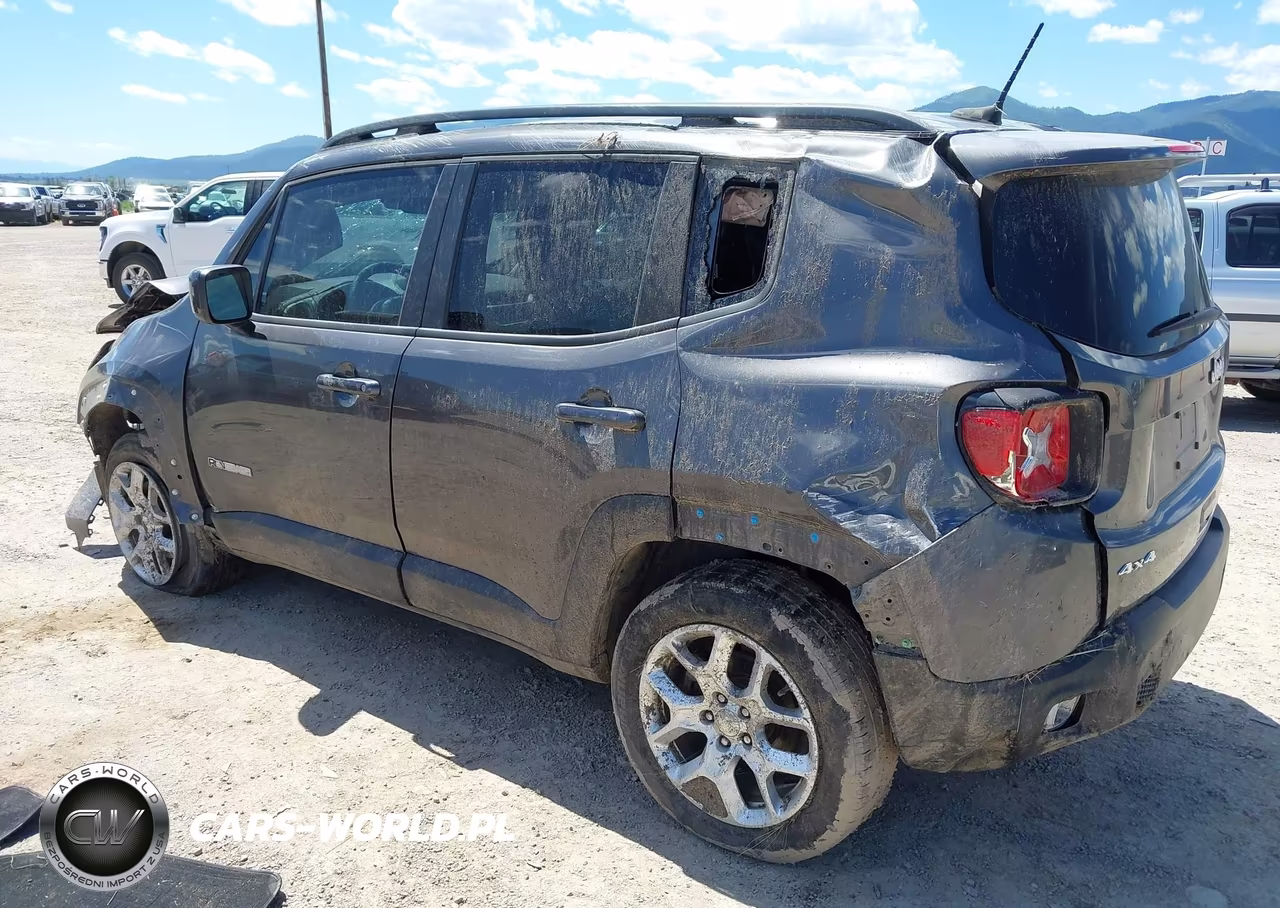 2018 Jeep Renegade Latitude 4X4 VIN:ZACCJBBB0JPG87173 - 3