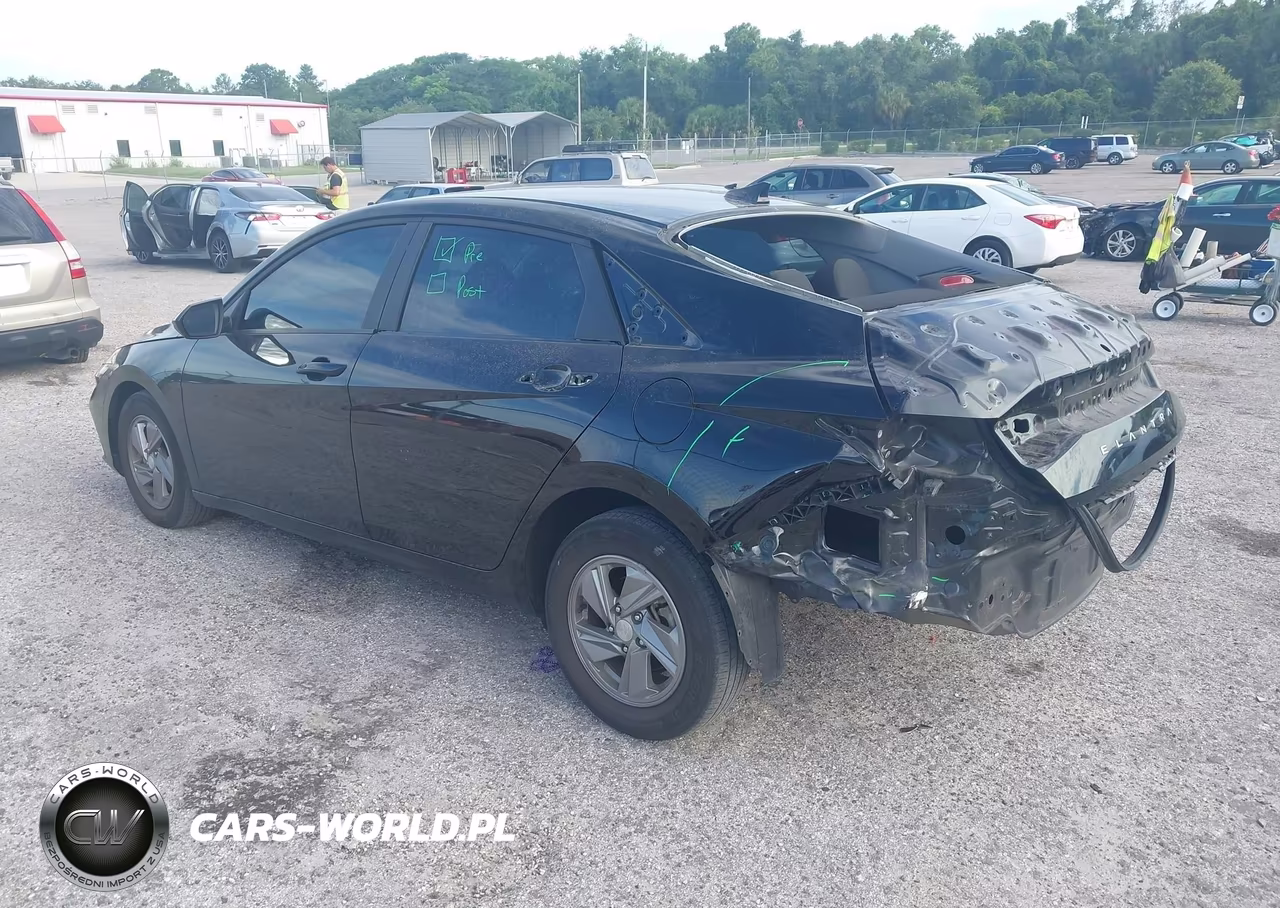 2024 Hyundai Elantra Se VIN:KMHLL4DGXRU799452 - 3