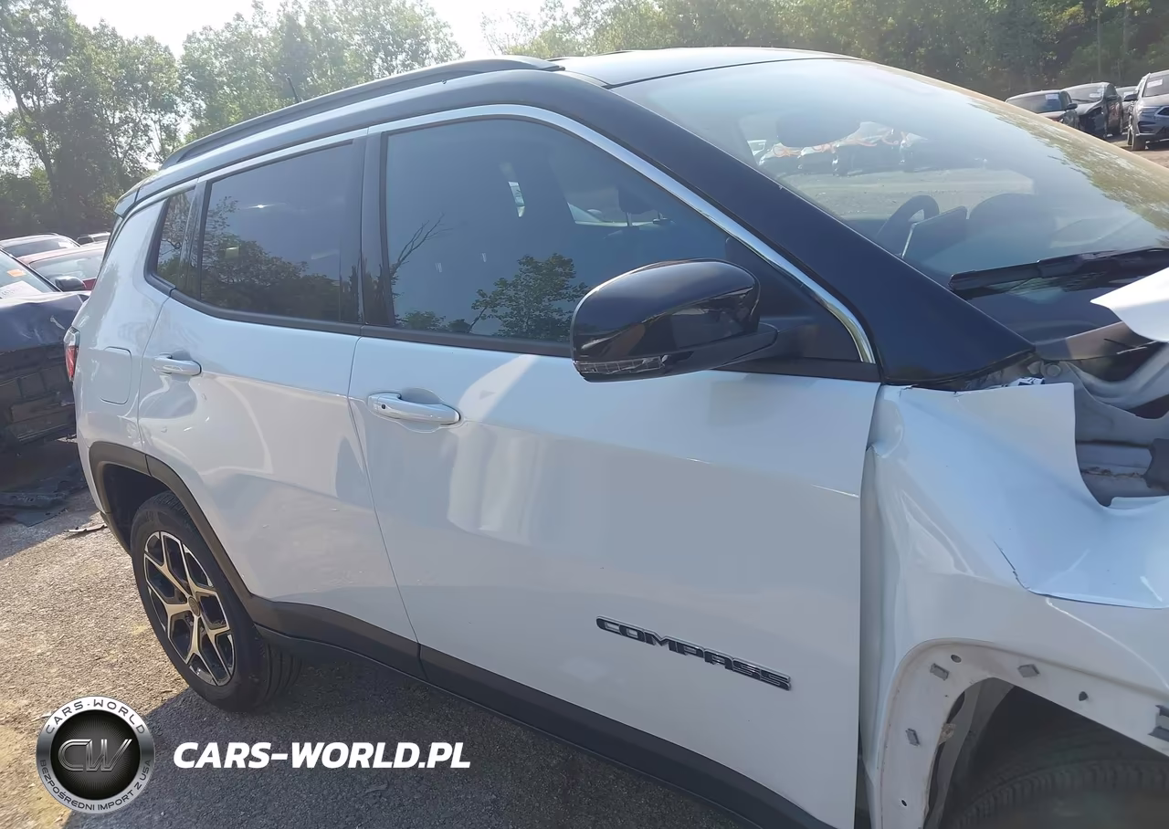 2025 Jeep Compass Limited 4X4 VIN:3C4NJDCN6ST587635 - 13