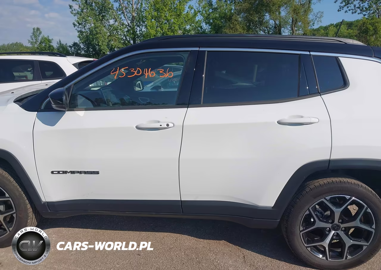 2025 Jeep Compass Limited 4X4 VIN:3C4NJDCN6ST587635 - 14