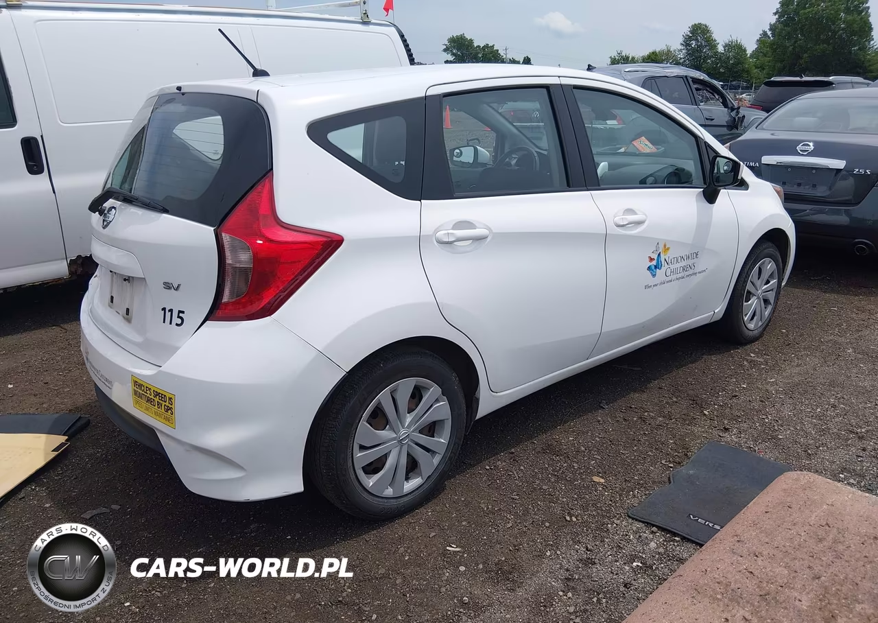 2018 Nissan Versa Note Sv VIN:3N1CE2CP9JL369997 - 4