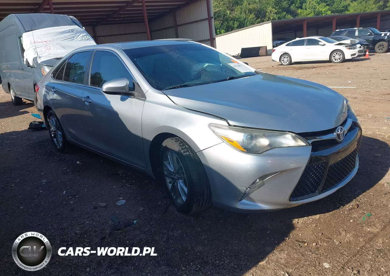 2016 Toyota Camry Se – zdjęcie 1 z 16
