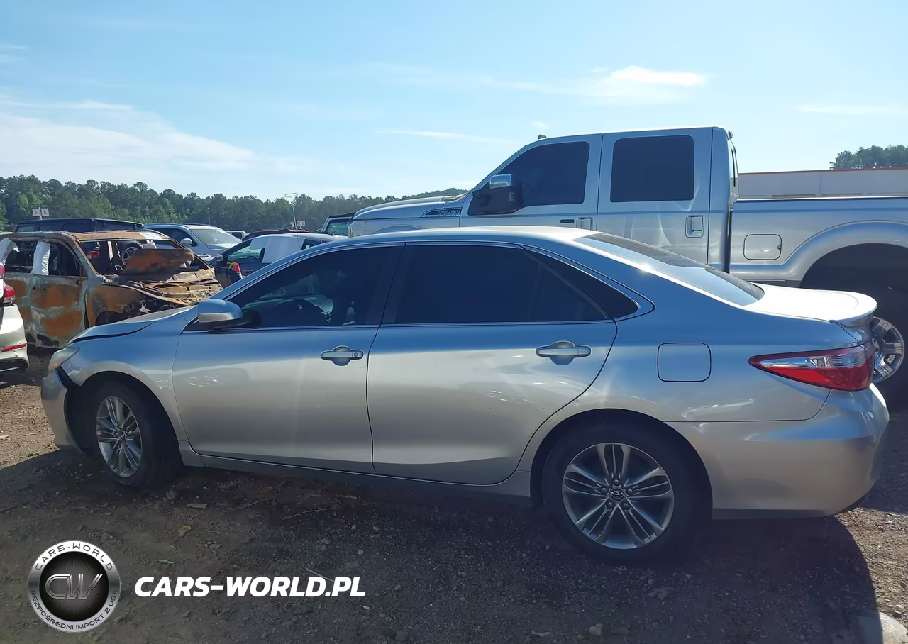 2016 Toyota Camry Se VIN:4T1BF1FK5GU202403 - 14