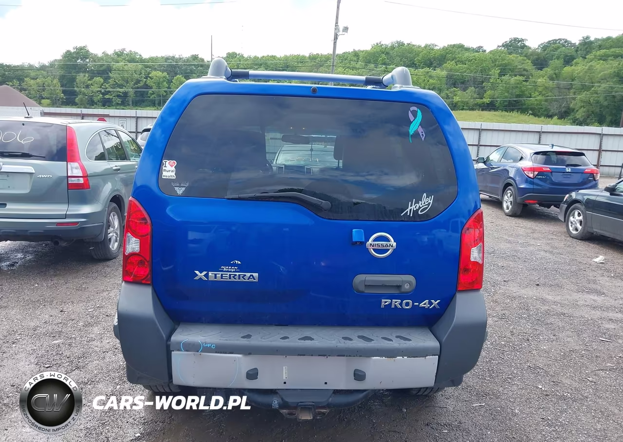 2015 Nissan Xterra Pro-4X VIN:5N1AN0NWXFN661805 - 16
