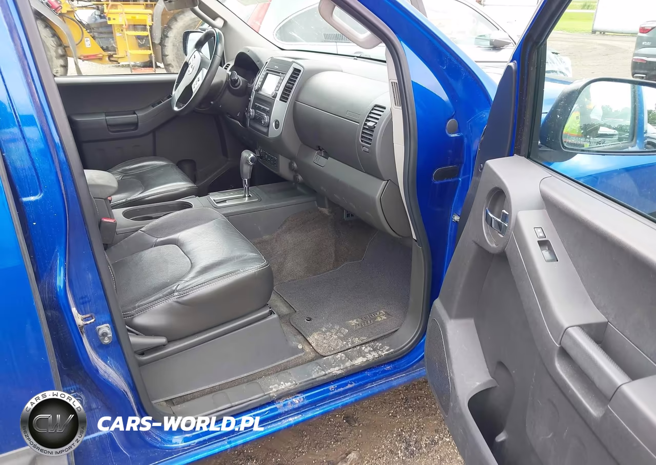 2015 Nissan Xterra Pro-4X VIN:5N1AN0NWXFN661805 - 5