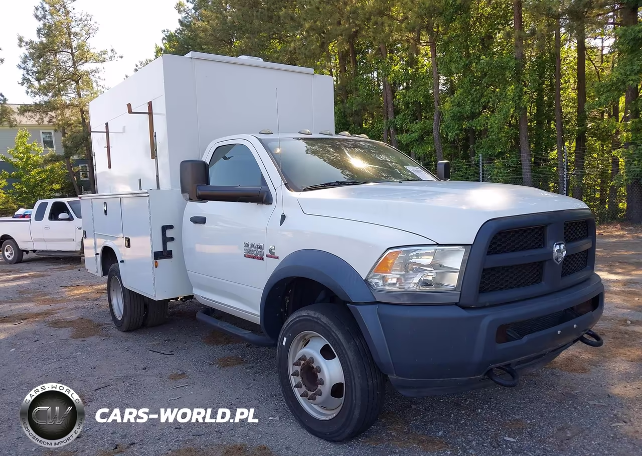 2016 Ram 5500 Chassis Tradesman-Slt – zdjęcie 1 z 16