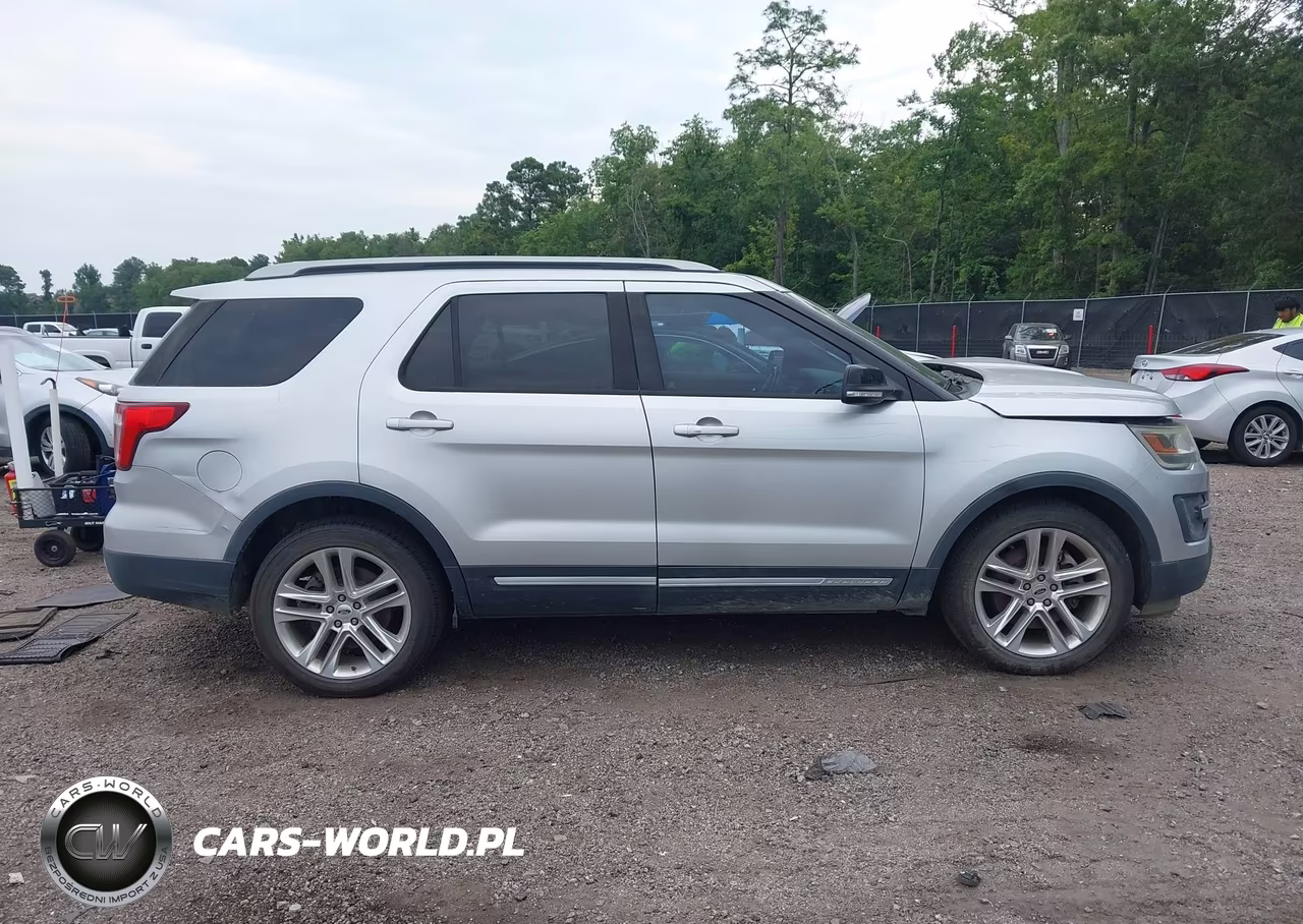 2016 Ford Explorer Xlt VIN:1FM5K7D8XGGB51112 - 13