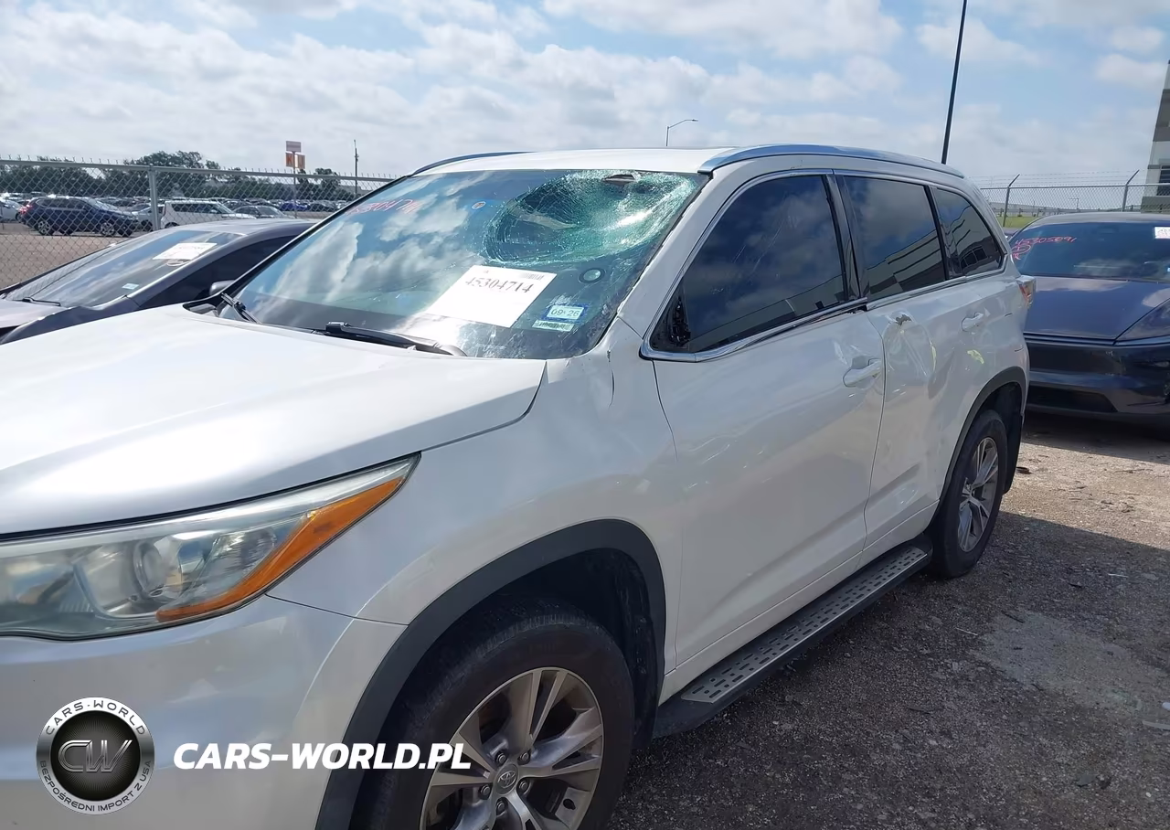 2015 Toyota Highlander Xle V6 VIN:5TDJKRFH5FS149655 - 6