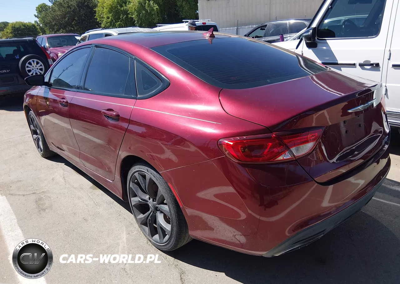 2015 Chrysler 200 S VIN:1C3CCCBB6FN650987 - 3