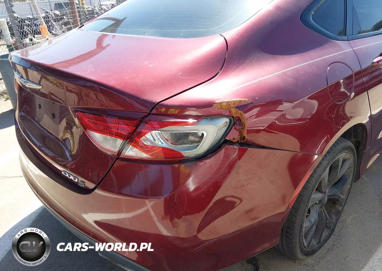 2015 Chrysler 200 S VIN:1C3CCCBB6FN650987 - 6