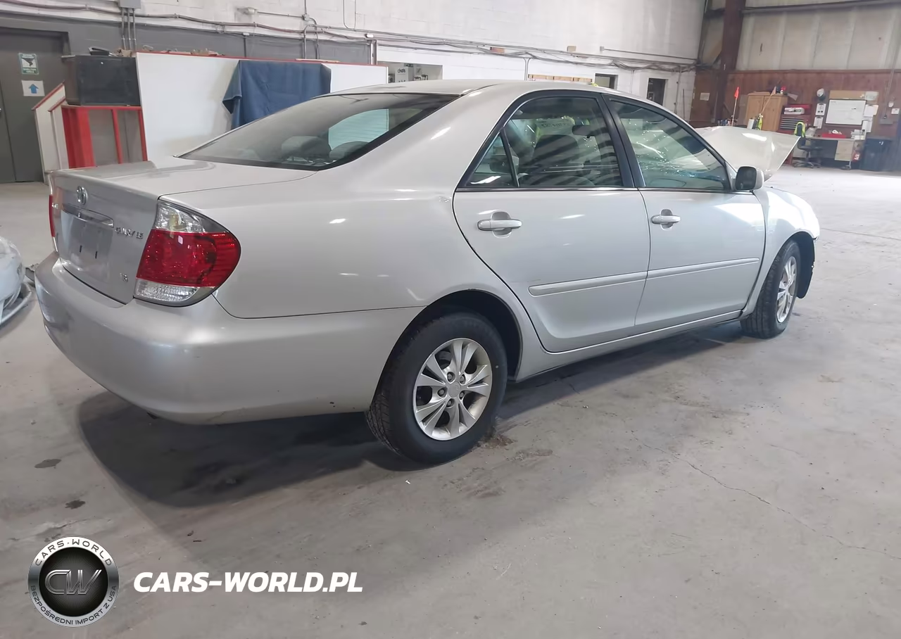 2005 Toyota Camry Le V6 VIN:4T1BF32K95U591142 - 4