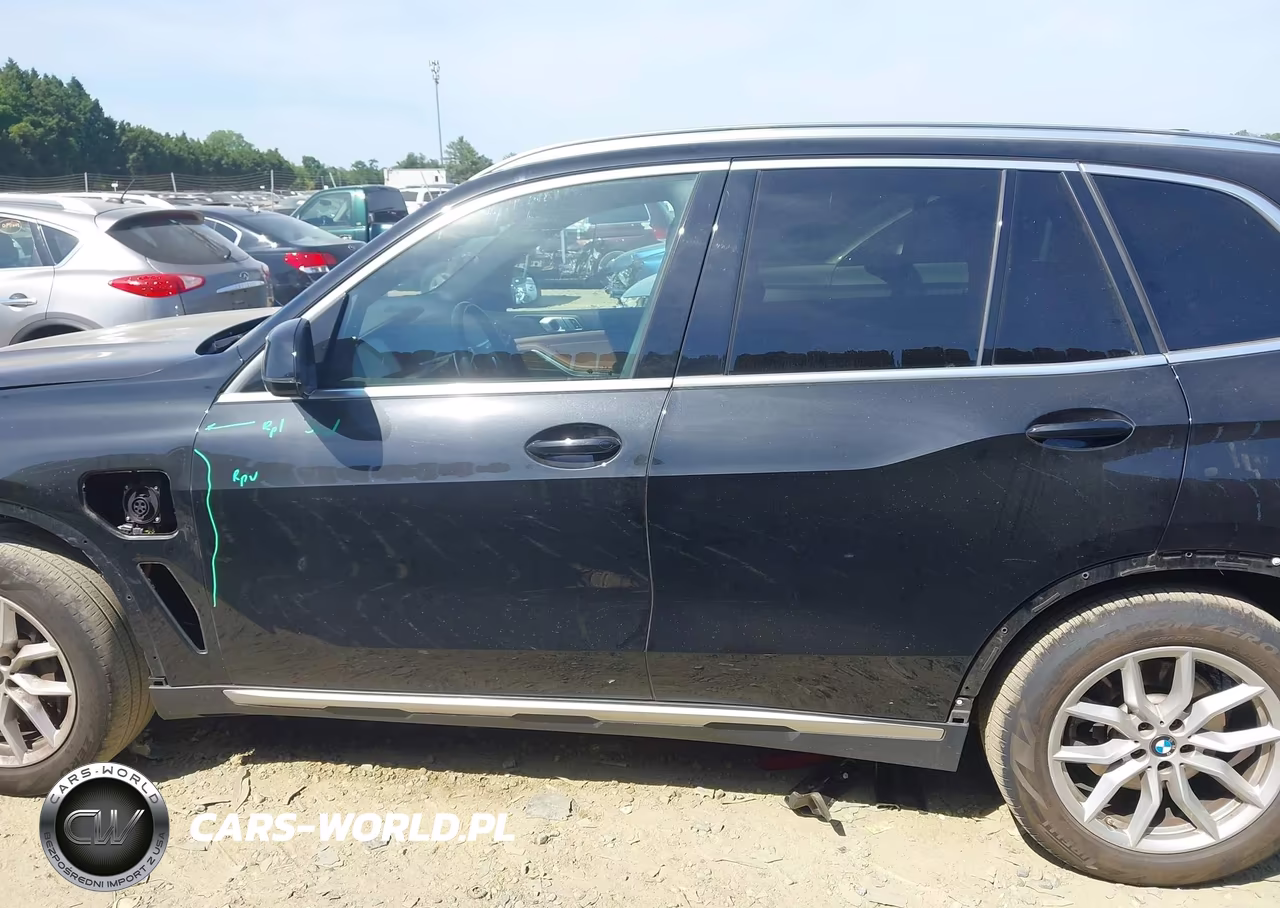 2021 BMW X5 Phev xDrive45E VIN:5UXTA6C04M9H77048 - 15