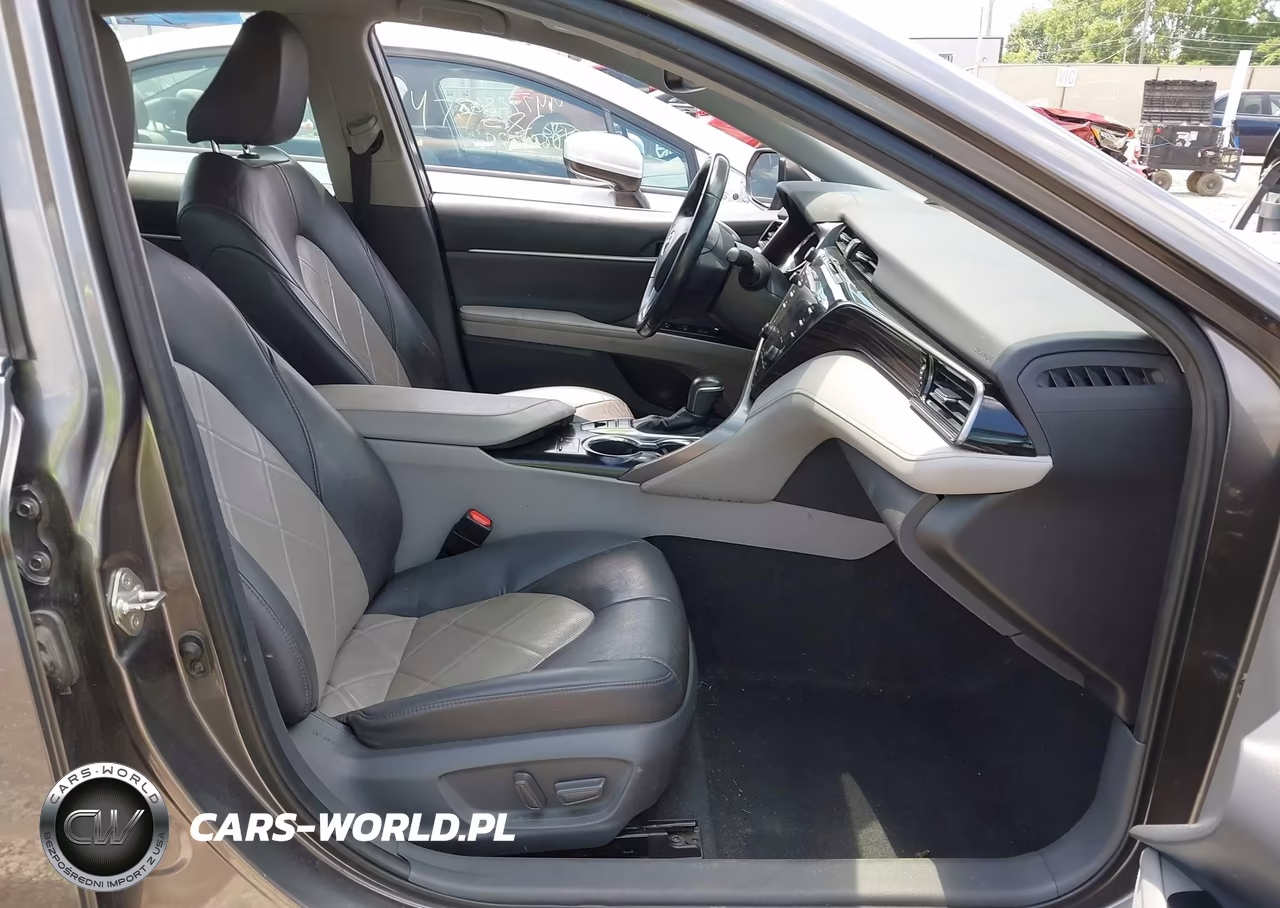 2019 Toyota Camry Xle VIN:4T1B11HK6KU251260 - 5