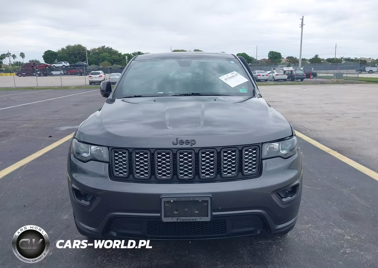 2020 Jeep Grand Cherokee Altitude 4X4 VIN:1C4RJFAG0LC148882 - 12