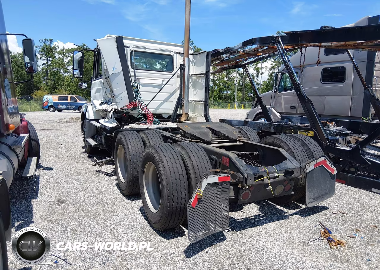 2014 Volvo Vn Vnl VIN:4V4NC9EG1EN169126 - 3