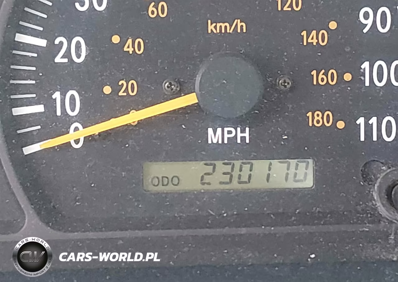2000 Toyota Tundra Ltd V8 VIN:5TBBT4818YS113068 - 16