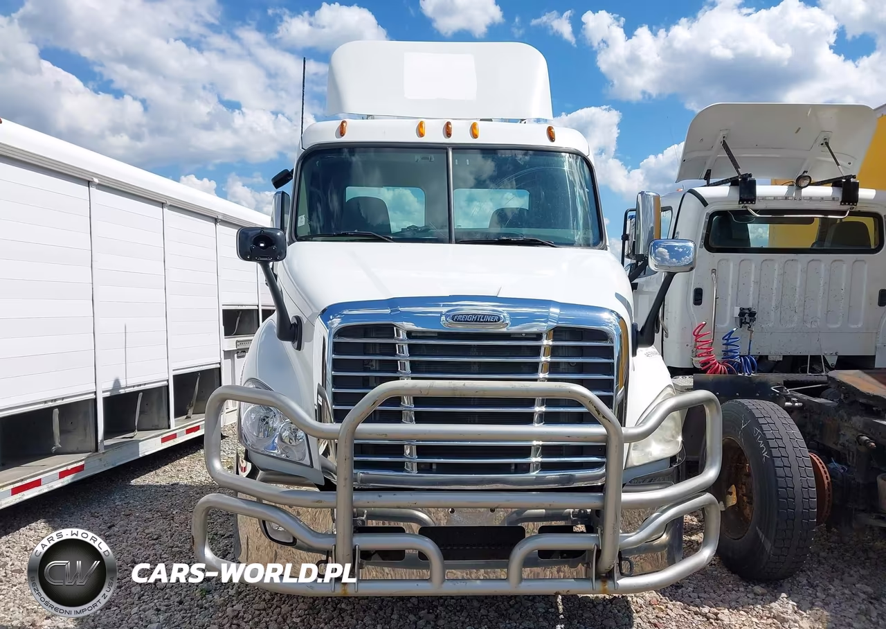 2012 Freightliner Cascadia 113 VIN:1FUBGADV6CSBS4861 - 13