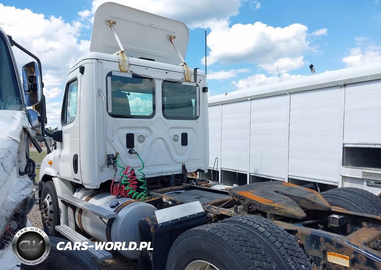 2012 Freightliner Cascadia 113 VIN:1FUBGADV6CSBS4861 - 15