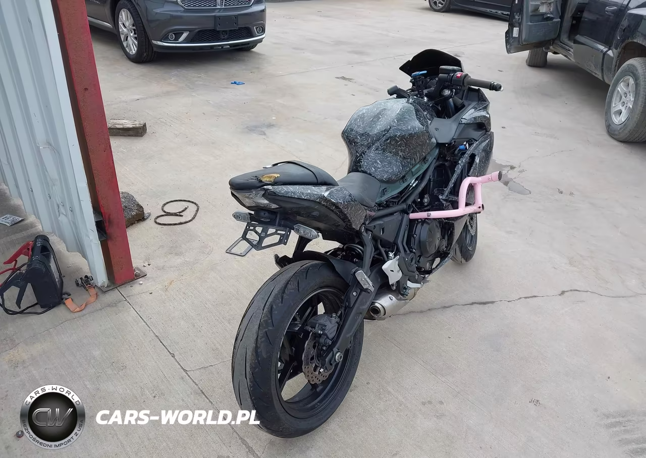2025 Kawasaki Ex650 P VIN:ML5EXEP10SDAF8093 - 4