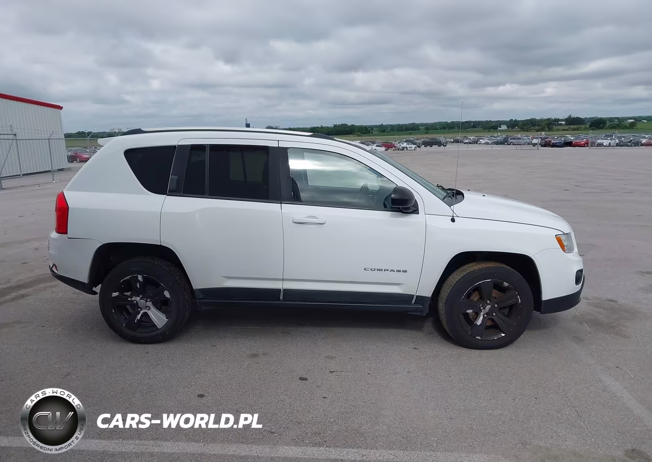 2011 Jeep Compass VIN:1J4NT1FB7BD260798 - 13