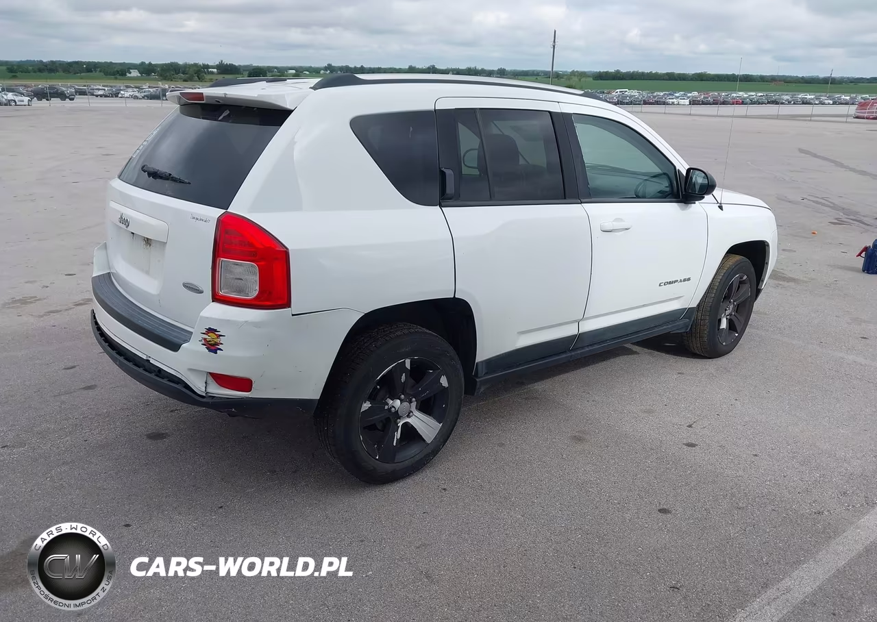 2011 Jeep Compass VIN:1J4NT1FB7BD260798 - 4
