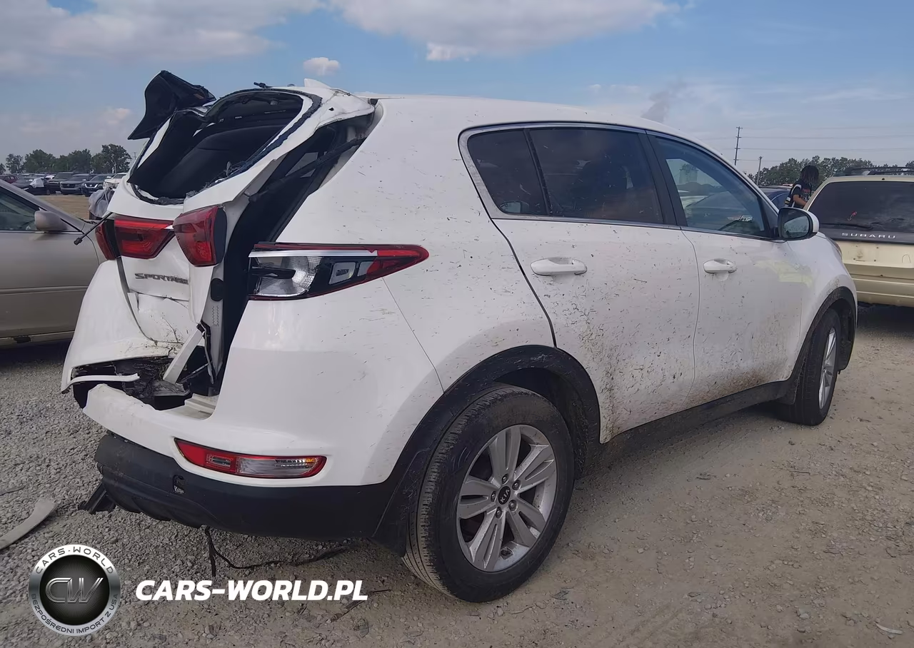 2018 Kia Sportage Lx VIN:KNDPM3AC8J7488295 - 4