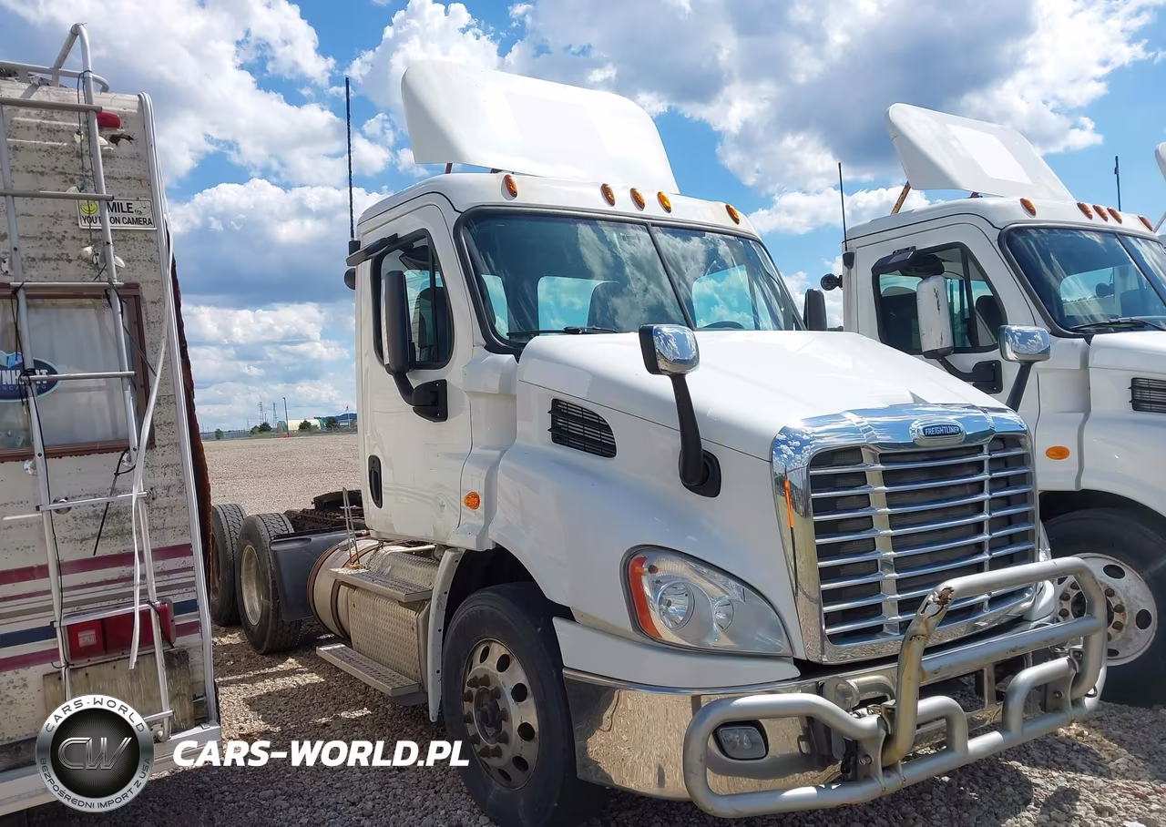 2015 Freightliner Cascadia 113 – zdjęcie 1 z 16