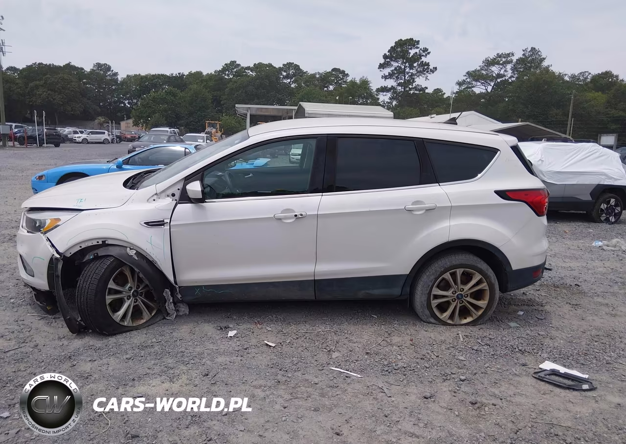 2019 Ford Escape Se VIN:1FMCU0GD6KUC44981 - 14