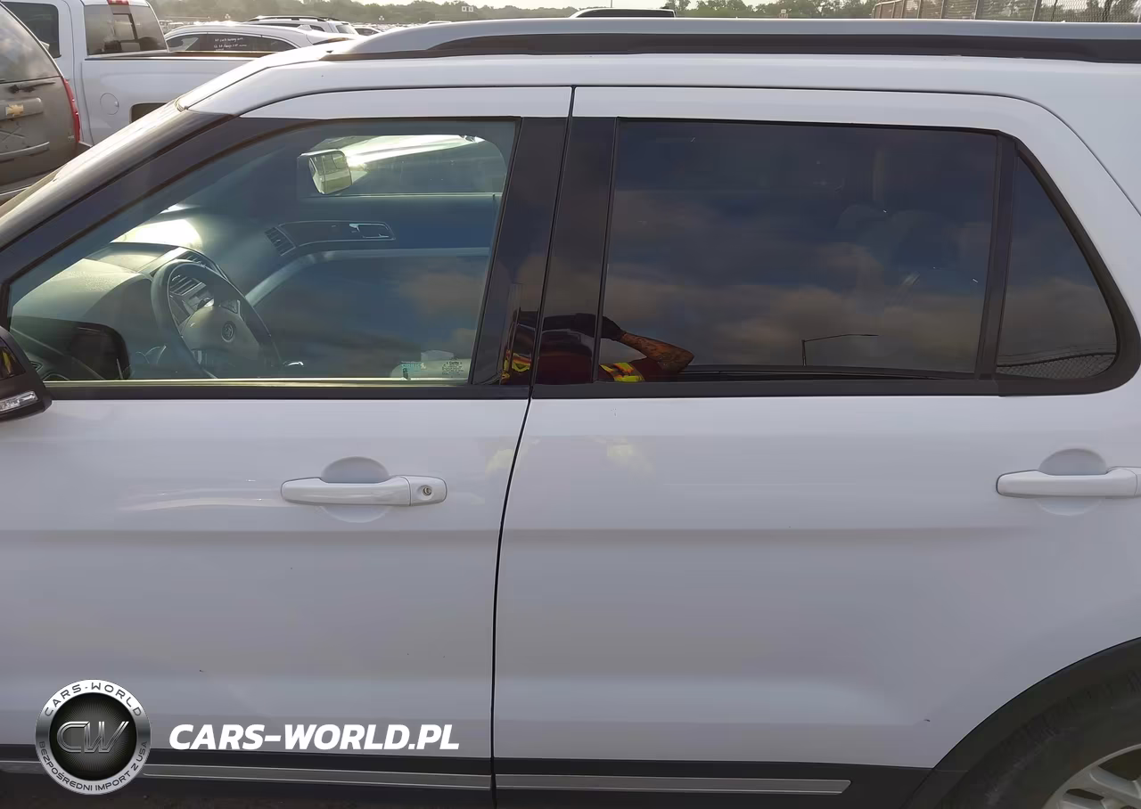 2017 Ford Explorer Xlt VIN:1FM5K7D88HGD40374 - 14