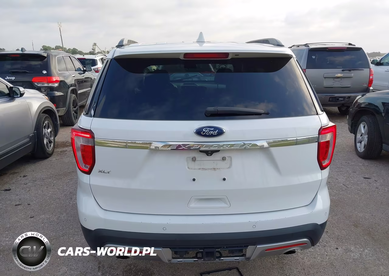 2017 Ford Explorer Xlt VIN:1FM5K7D88HGD40374 - 16