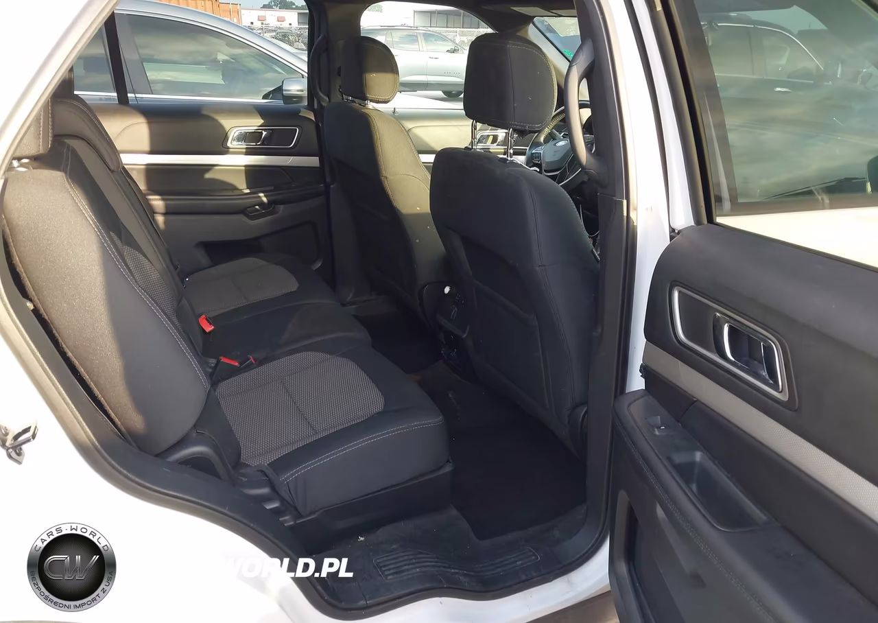2017 Ford Explorer Xlt VIN:1FM5K7D88HGD40374 - 8