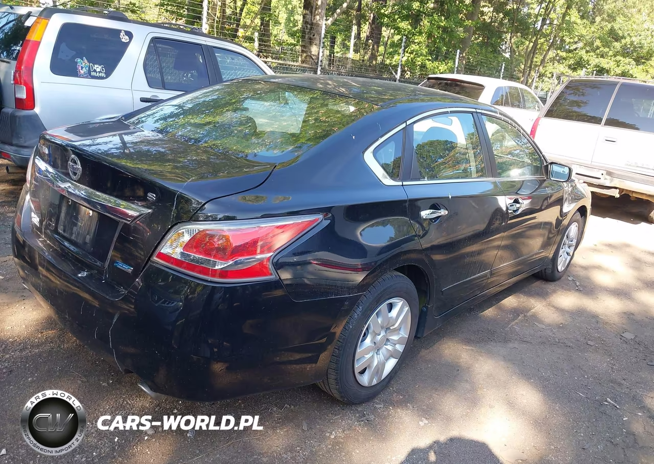 2014 Nissan Altima 2.5 S VIN:1N4AL3AP4EC291459 - 4