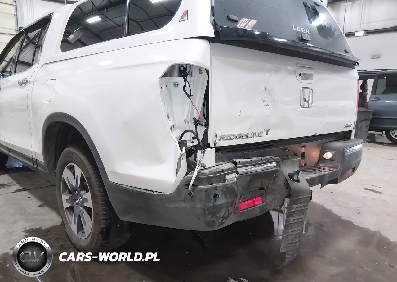 2018 Honda Ridgeline Rtl-E VIN:5FPYK3F76JB016121 - 17