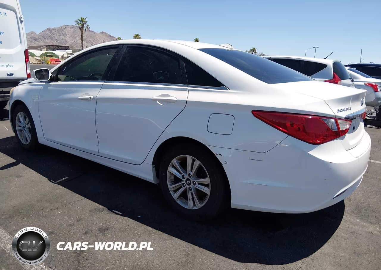 2012 Hyundai Sonata Gls VIN:5NPEB4AC3CH398795 - 3