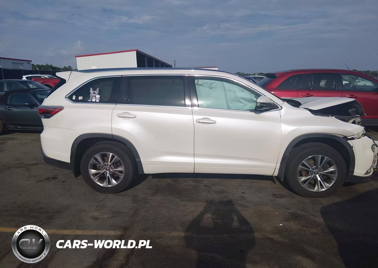 2016 Toyota Highlander Limited Platinum V6 VIN:5TDDKRFH3GS349223 - 13