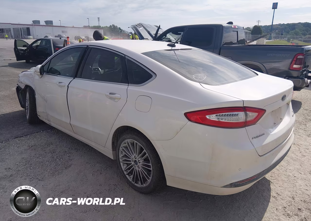 2013 Ford Fusion Hybrid Se VIN:3FA6P0LU2DR266328 - 3