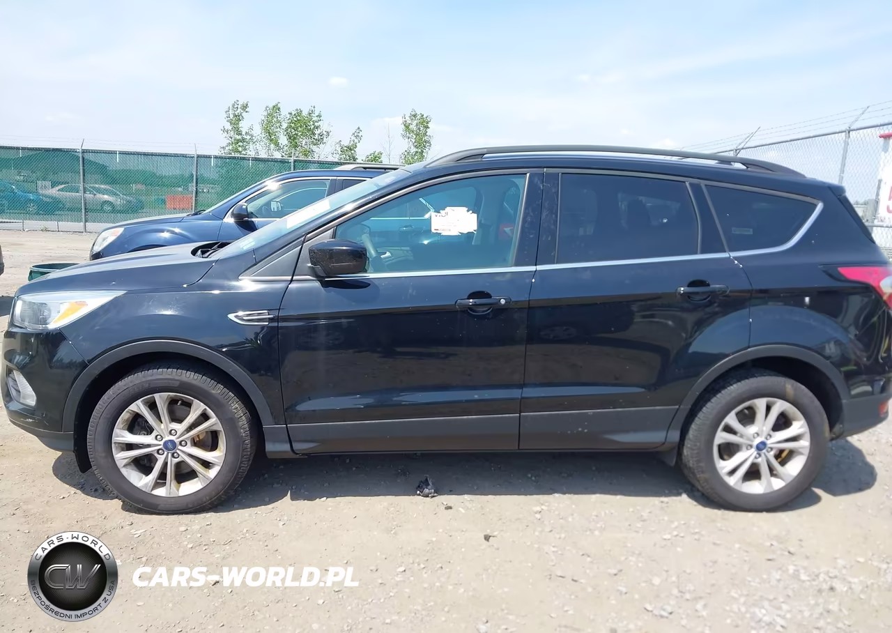 2018 Ford Escape Se VIN:1FMCU9GD3JUB46400 - 14